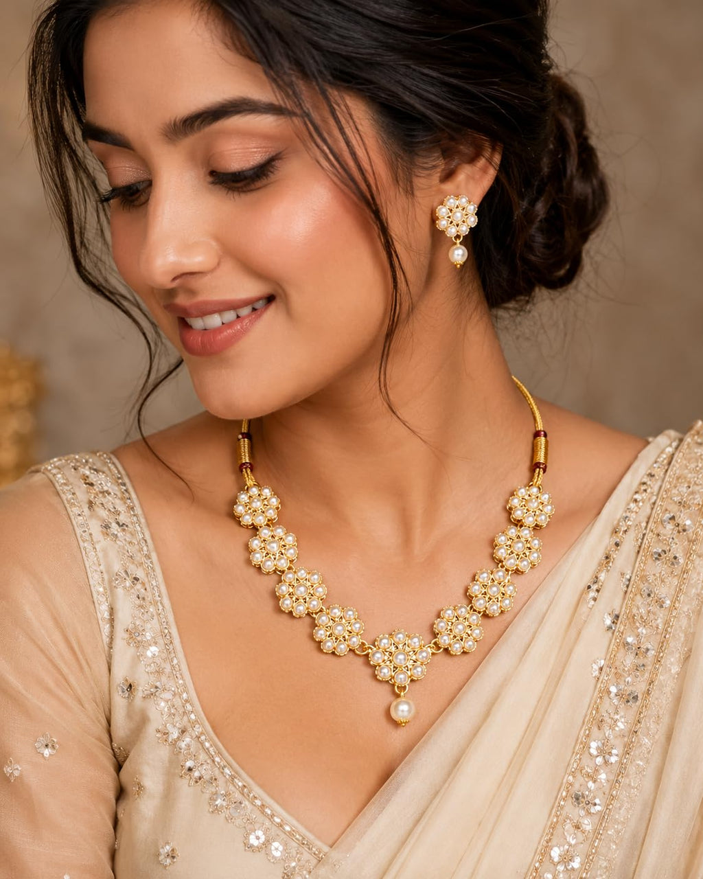 Aishri Pearl Floral Necklace Set