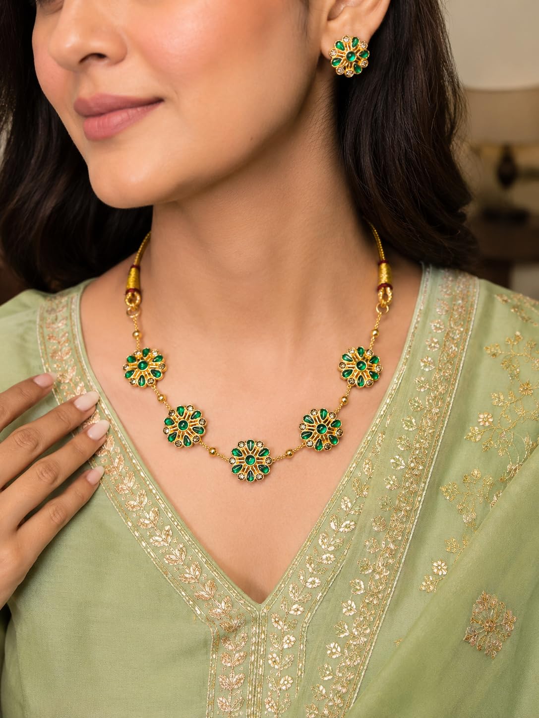 Aishri Green Floral Necklace Set